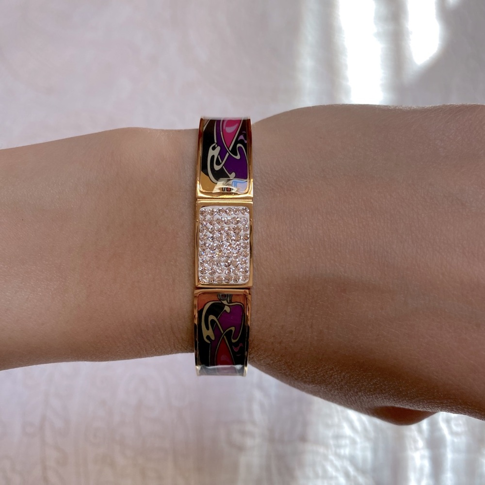 bangle bracelet